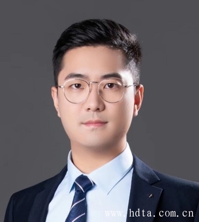 李博